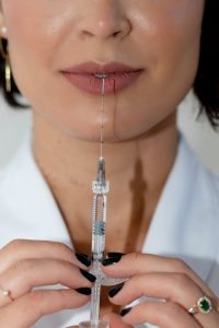 Natuurlijke Contour: Alles over Fillers in Amsterdam